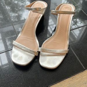 Club Monaco silver sandals